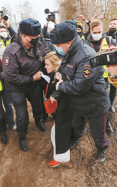 «Σε αργό θάνατο οδηγεί η Μόσχα τον Ναβάλνι»