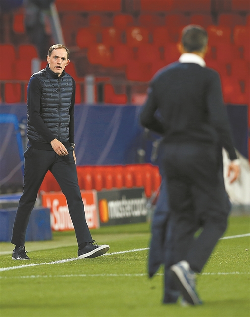 «Να μη χάσουμε το μυαλό μας»