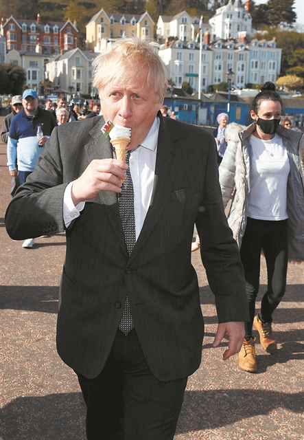 «Αφήστε τις σορούς να στοιβάζονται κατά χιλιάδες»