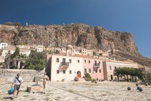 Τέσσερα έργα με εθνικό πρόσημο πήραν έγκριση