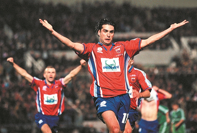 «Κάθε φορά ζωντανεύει το γκολ»