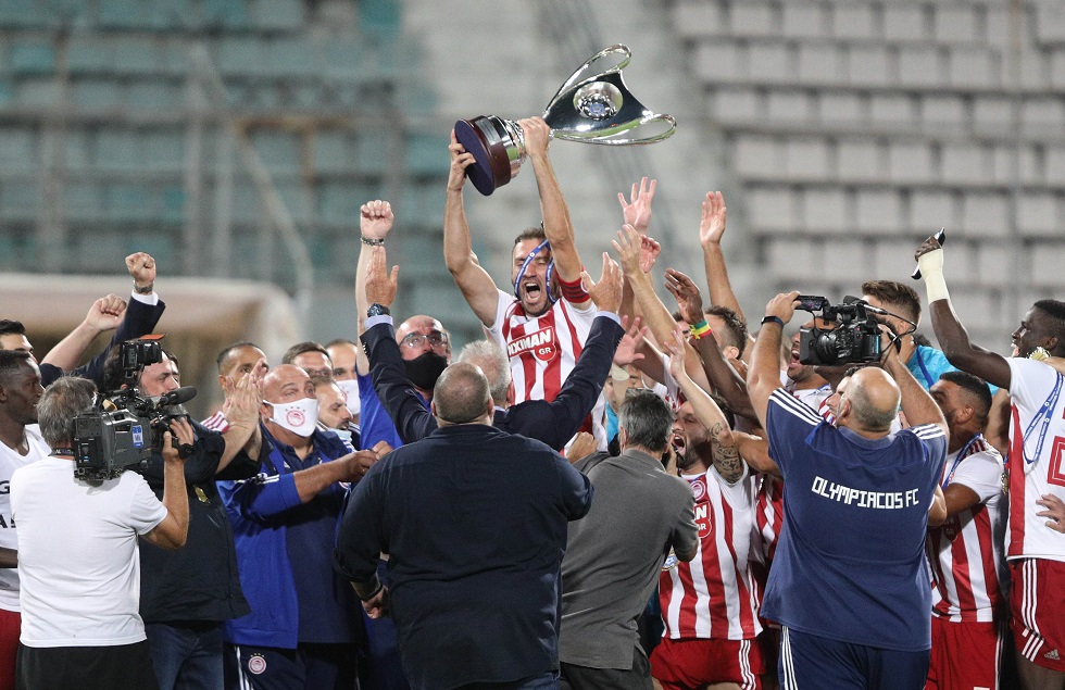 Ολοι οι τελικοί Κυπέλλου του Ολυμπιακού: Από την πεντάρα στον Ηρακλή μέχρι τη νίκη επί της ΑΕΚ στο Βόλο
