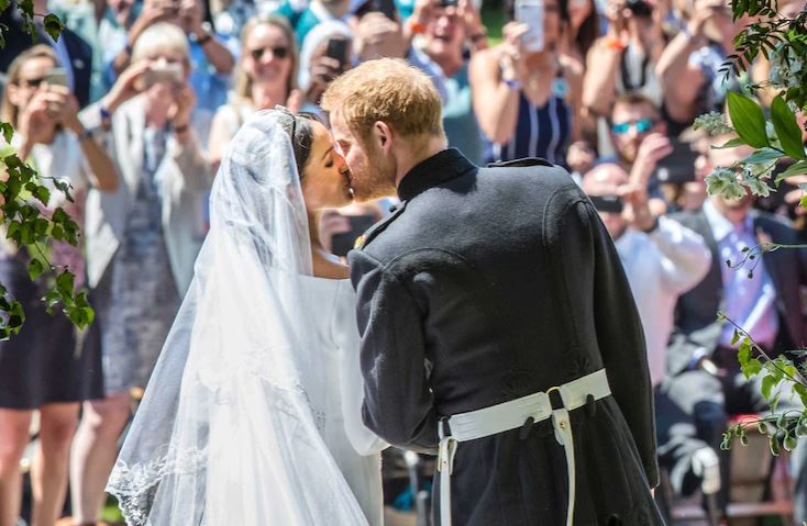 Αρχιεπίσκοπος διαψεύδει την Μέγκαν Μαρκλ για τον μυστικό γάμο με τον Χάρι