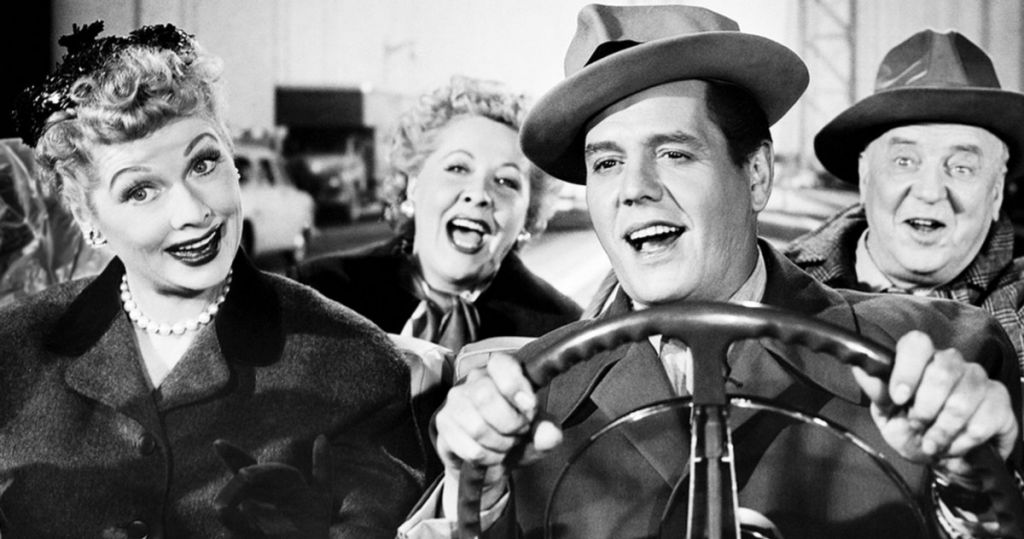 Εντυπωσιάζουν οι πρώτες εικόνες της Νικόλ Κίντμαν ως Λούσι Μπολ