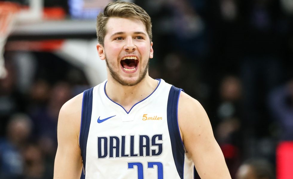 Ντόντσιτς : Ντύθηκε Κριστιάνο Ρονάλντο και πέτυχε το πιο επικό καλάθι σε ζέσταμα