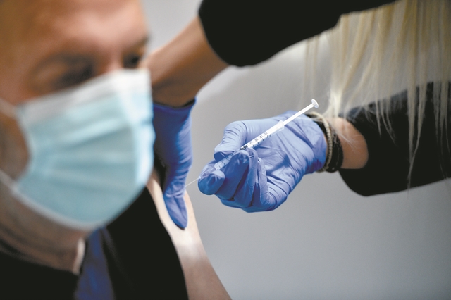 Το εμβόλιο και το Μνημόνιο