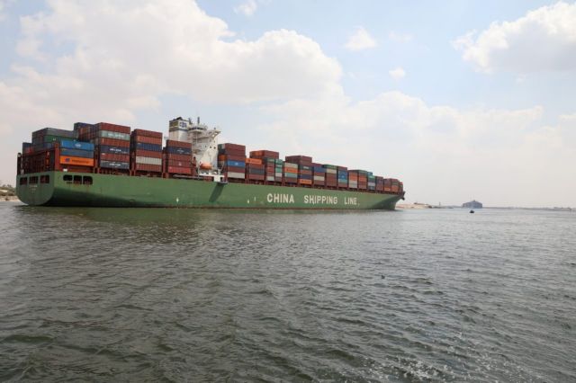 Διώρυγα Σουέζ : Αναμένεται ο διάπλους των τελευταίων πλοίων που είχαν αποκλειστεί