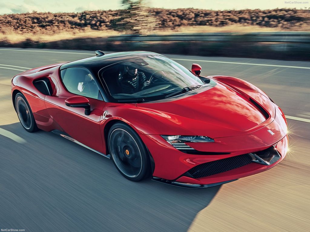 Ferrari: Πρεμιέρα με αμιγώς ηλεκτρικό το 2025