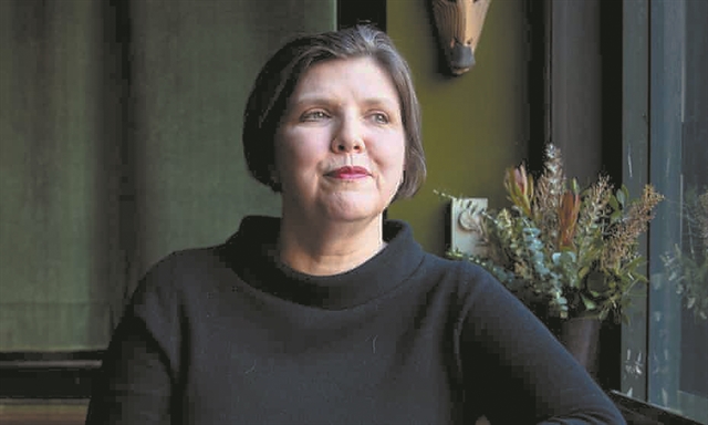 «Σήμερα ο κόσμος περπατάει με το κεφάλι κάτω»