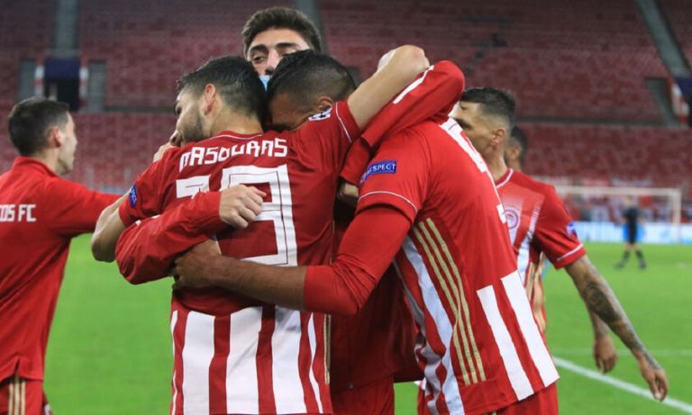 Το μήνυμα της Θύρας 7 για τη φιέστα της απονομής του τίτλου