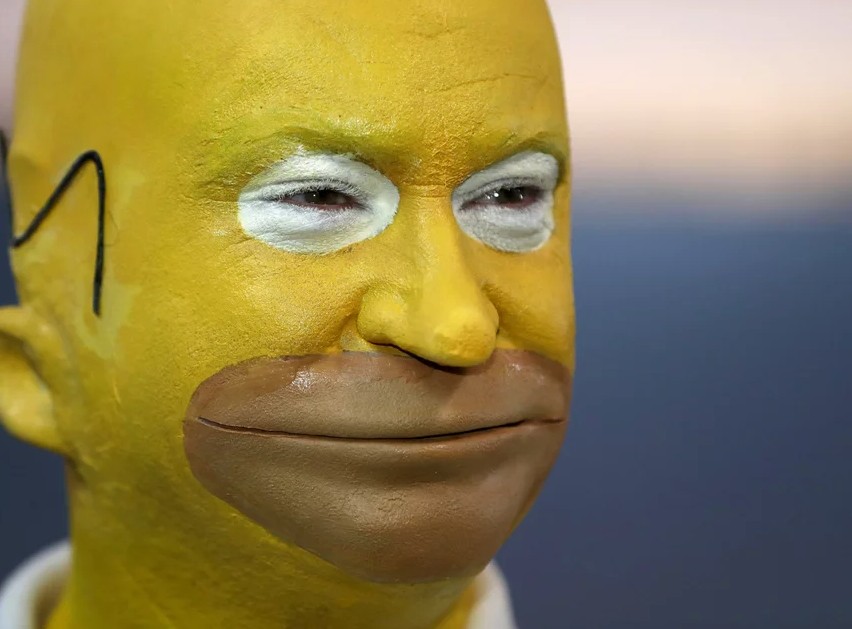 Αυτός είναι το φαβορί για τη διαδοχή της Μέρκελ – Δείτε τον μεταμφιεσμένο ως… Σρεκ ή Μέριλιν Μονρό