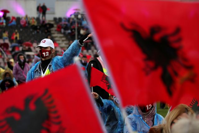 Αλβανία : Αιματηρό προεκλογικό επεισόδιο – Ένας νεκρός και τρεις τραυματίες | tanea.gr Αλβανία : Αιματηρό προεκλογικό επεισόδιο – Ένας νεκρός και τρεις τραυματίες | tanea.gr