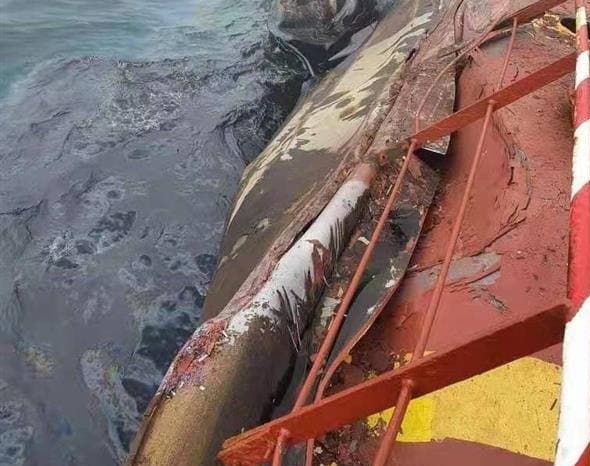 Κίνα : Διαρροή πετρελαίου από τάνκερ του Νικόλαου Μουνδρέα