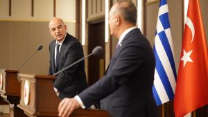 Δένδιας : Όλη η δυσκολία του ελληνοτουρκικού διαλόγου σε ζωντανή μετάδοση