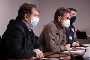 Γιώργος Καραϊβάζ : Εκτάκτως στο Μαξίμου ο Χρυσοχοΐδης – Γρήγορη εξιχνίαση ζητάει ο Μητσοτάκης