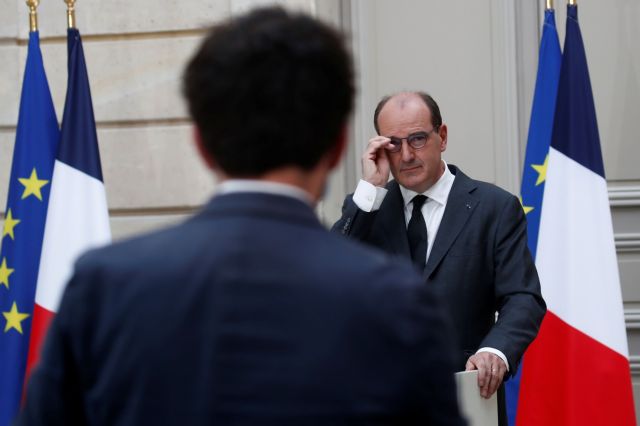 Γαλλία: Σάλος από άρθρο στρατηγών κι αξιωματικών που τάσσονται υπέρ της επιβολής στρατιωτικού νόμου