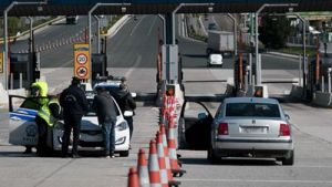 Πάσχα 2021: Αυστηροί έλεγχοι σε εθνικές οδούς με μπλόκα και drones – Τσουχτερά πρόστιμα στους επίδοξους εκδρομείς