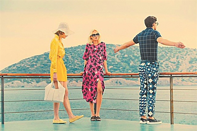 Η αρετή της φιλοξενίας στη μαγευτική καμπάνια παπουτσιών…