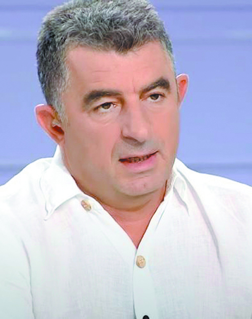 Σκότωσαν με 17 σφαίρες τον Γιώργο Καραϊβάζ