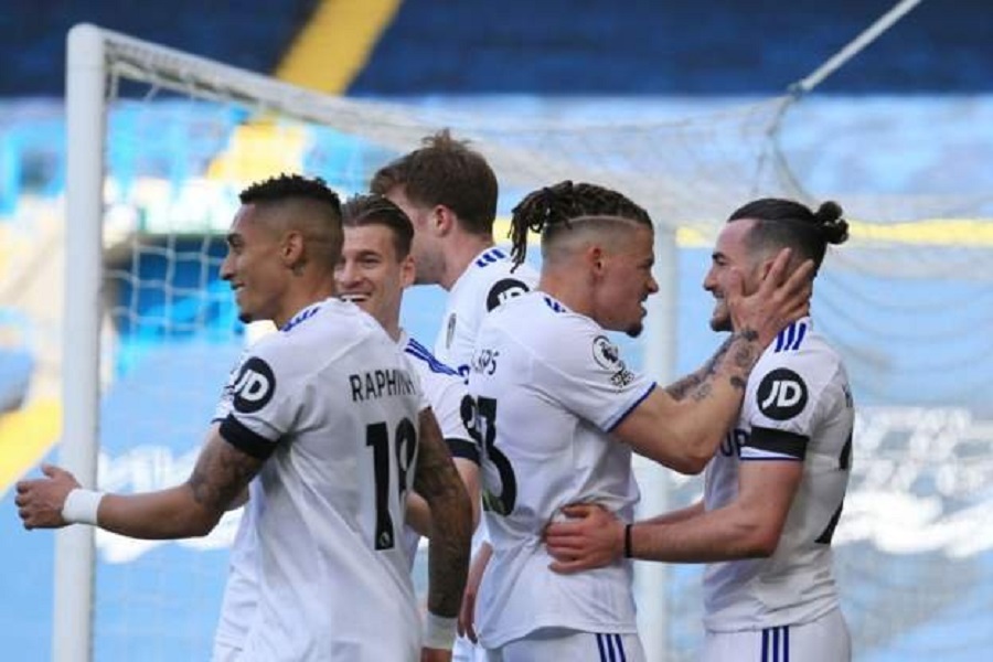 Η Λιντς «τέλειωσε» την Σέφιλντ (2-1)