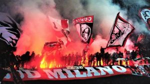 Ποιο μοντέλο της VW καλωσορίζει τον οδηγό του με φώτα, ομιλία και χρώματα;