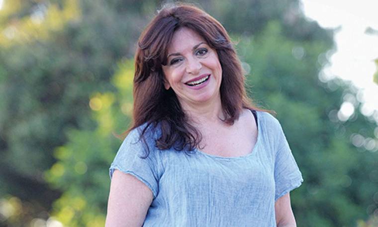 Δημοφιλής ηθοποιός ξεγυμνώθηκε μπροστά μου εκμυστηρεύτηκε η Νατάσα Τσακαρισιάνου