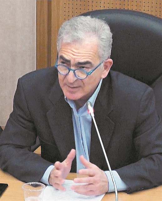 Η αφανής κοινωνία