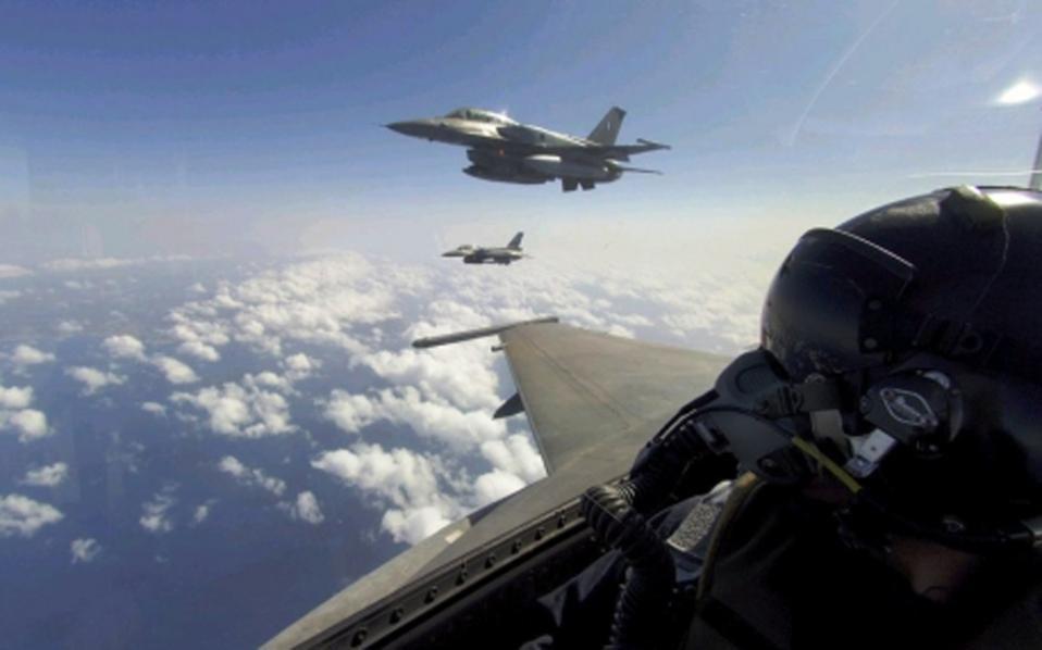 Εκατό πολεμικά αεροσκάφη από έξι χώρες στην άσκηση «ΗΝΙΟΧΟΣ»