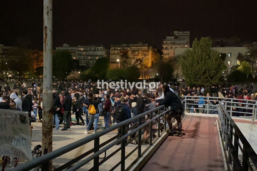 Θεσσαλονίκη : Εισαγγελική παρέμβαση για το κορονο-πάρτι με 1.000 άτομα στο ΑΠΘ