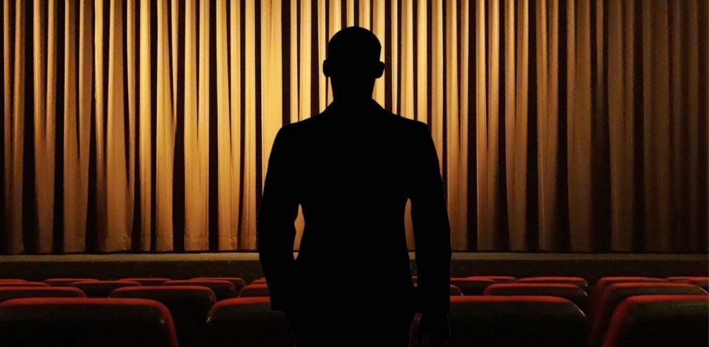 Σωρεία καταγγελιών κατά σκηνοθέτη – ηθοποιού και σεναριογράφου