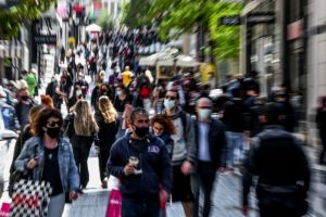 Παραμένει το SMS μέχρι 15 Μαΐου – Τι θα στέλνουμε για την εστίαση