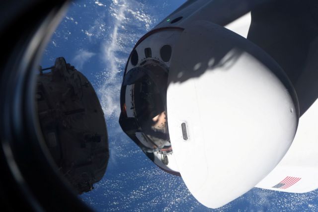 Διαστημικό σκουπίδι απείλησε σκάφος της SpaceX σε πτήση προς τον Διεθνή Διαστημικό Σταθμό