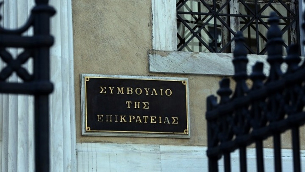 Το ΣτΕ απέρριψε το αίτημα τού Φουρθιώτη για να «παγώσει» η μείωση της φρούρησής του