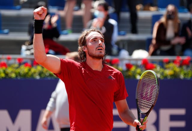 Με φόρα στη Βαρκελώνη ο Τσιτσιπάς