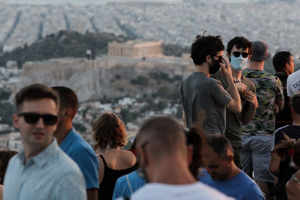 Reuters :  Άρση μέτρων στην Ελλάδα από την επόμενη βδομάδα