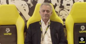 Βρετανία: Αλλαγή επαγγελματικής πορείας για τον Μουρίνιο