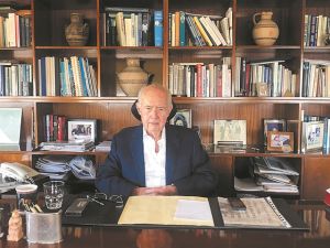 «Φοβούνται μη μας πιέσουν. Εγώ φοβάμαι να μη μας ξεχάσουν»