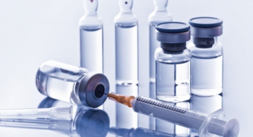 Κοροναϊός : «Επιχείρηση αυτάρκεια» στην παραγωγή εμβολίων