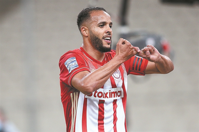 Καθρέφτης παραμορφωτικός και ψεύτης