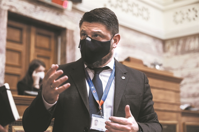 Κυβέρνηση με πρακτικές Γιώργου Βασιλειάδη…