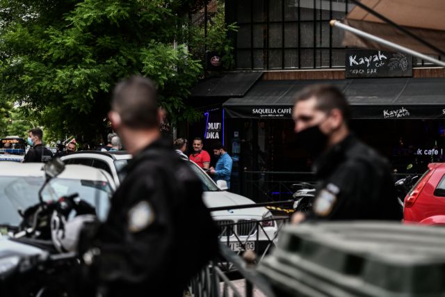 Στο έλεος μαφιόζων: Σφαίρες και πτώματα σπέρνουν τον τρόμο στον κόσμο