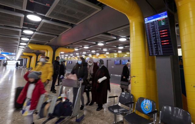 SOS από βρετανούς επιστήμονες για το ινδικό παραλλαγμένο στέλεχος του κοροναϊού