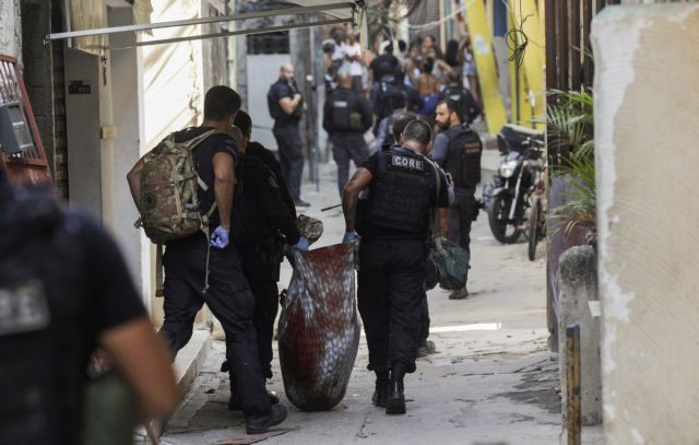 Βραζιλία: Σάλος για αιματηρή επιχείρηση της αστυνομίας σε φαβέλα του Ρίο