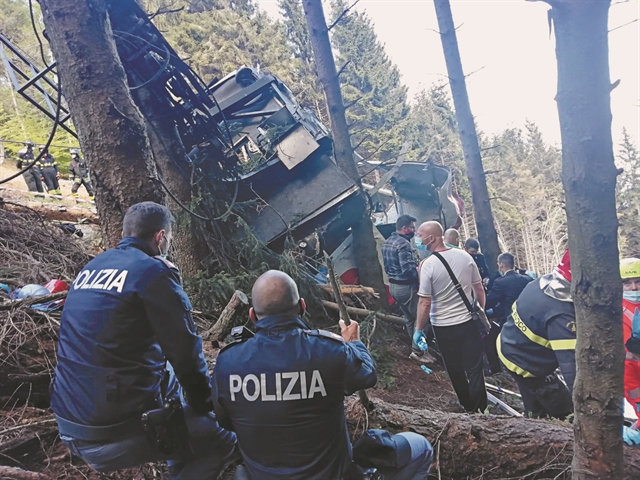 Η βόλτα στις Αλπεις έγινε τραγωδία