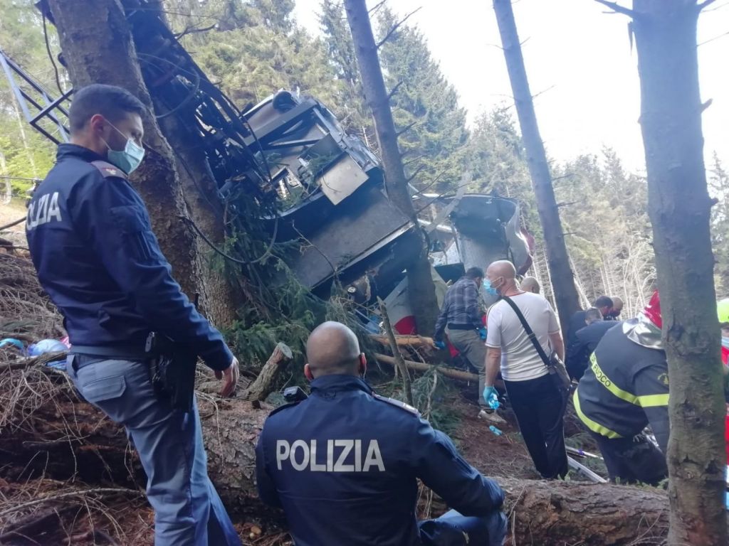 Ιταλία: Στους 13 οι νεκροί από πτώση καμπίνας τελεφερίκ