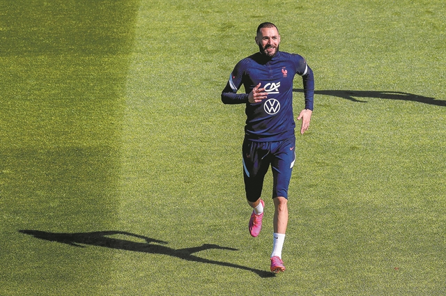 ΣΤ’ ΟΜΙΛΟΣ