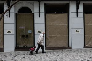 Θα έχουμε τέταρτο κύμα τον Σεπτέμβριο αν εφησυχάσουμε, προειδοποιούν επιστήμονες