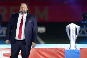 Η είσοδος του Βαγγέλη Μαρινάκη για τη φιέστα του Ολυμπιακού
