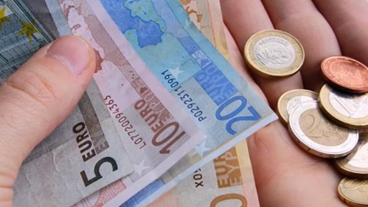 Έρχεται νέα ρύθμιση με 60 δόσεις για τα κορονοχρέη