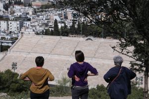 Τα επόμενα βήματα για άρση των περιορισμών – Το χρονοδιάγραμμα επιστροφής στην ομαλότητα